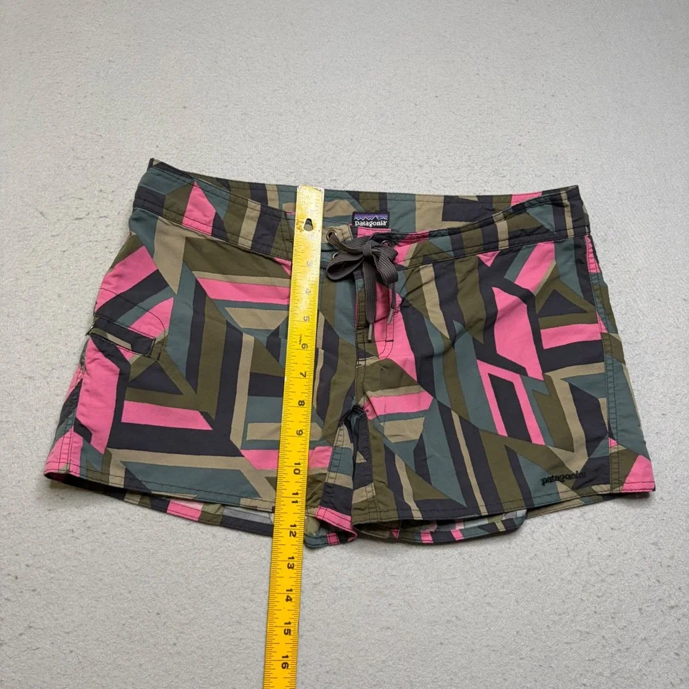 Patagonia Board Shorts Womens 6 Pink Green Geometric Abstract Surf Swim Shorts
